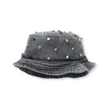 Les chapeaux bob en denim battent